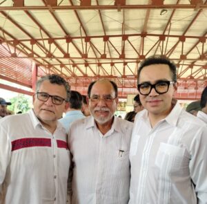 Atestigua Ernesto López Montero entrega de sentencias agrarias y constancias de depósito de lista de sucesión a ejidatarios de la Cuenca del Papaloapan